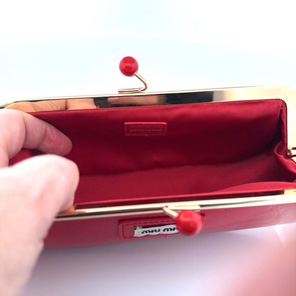 Miu Miu Red Patent Leather Kiss-Lock Pouch (Gift with Purchase) - Picture 3 of 3
